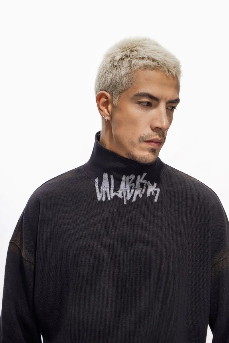 Confined Turtleneck Black - Image 3