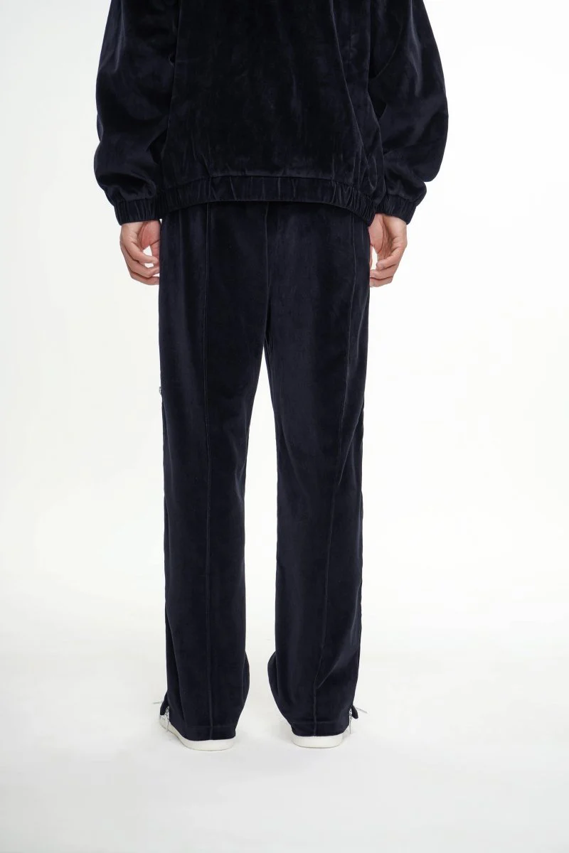 Dahlia Velour Pants Black - Image 10