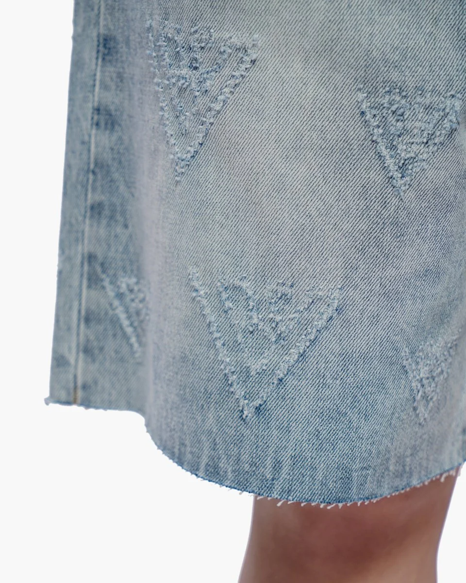 Mr. Engraved Shorts Light Wash - Image 3